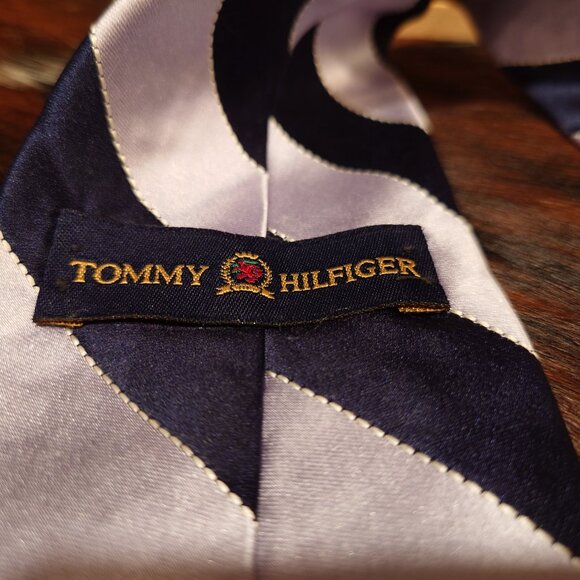 Tommy Hilfiger Black and Lavender Striped Silk Tie - Picture 3 of 4